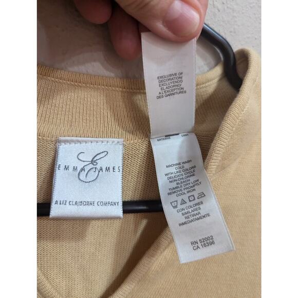 Pretty tan v-neck sweater w/pink floral detailing by Emma James size M - Picture 4 of 8